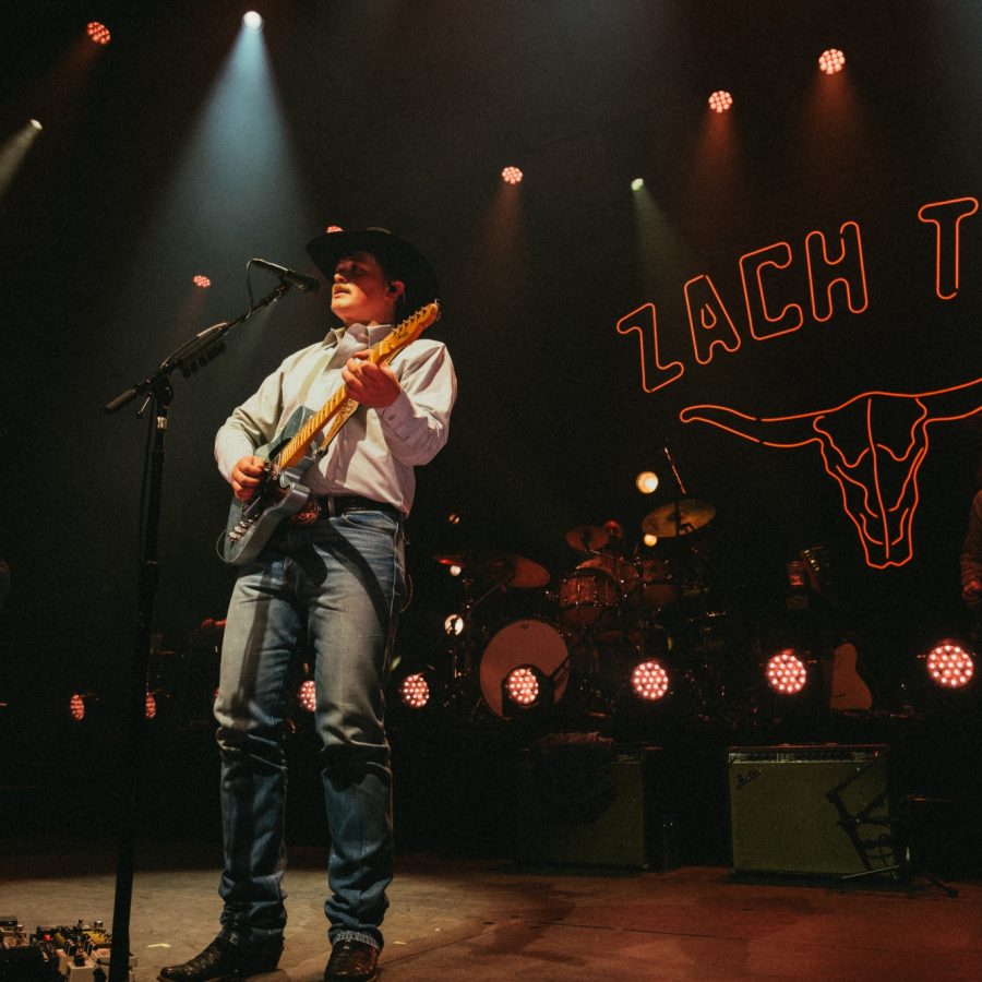 Zach Top in Concert