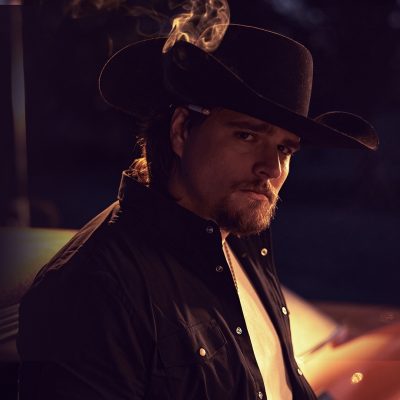 Gavin Adcock in Concert